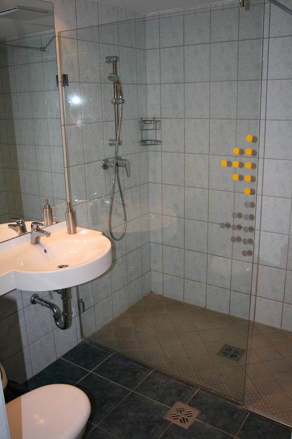 Park Hotel Es Rendezveny Centrum Bábolna מראה חיצוני תמונה